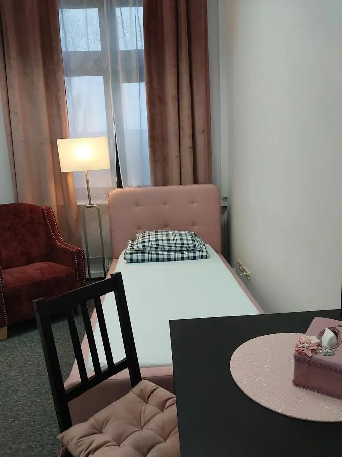 Pinto Guest Rooms Warszawa Polska